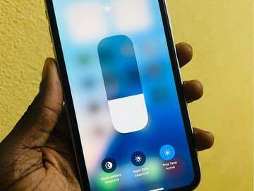 iPhone 11 propre 64GB