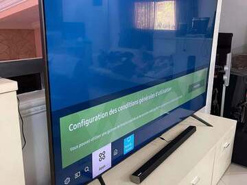 Télévision Samsung Crystal UHD – 75 pouces