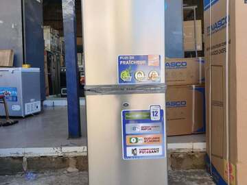 Réfrigérateur 2 battants Nasco 146 litres 3 casiers congélateur