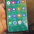 Je vend mon Samsung s10 plus 1