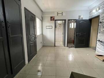 Location un STUDIO disponible au 3 ème étage